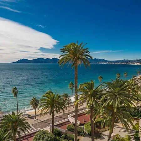 Beautiful With Great Sea View Cannes
